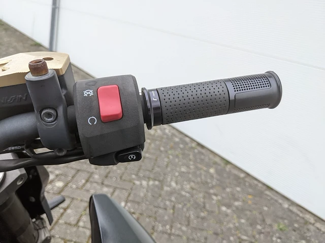 Motor kawasaki, z800 abs, 2016 - afbeelding 13 van  52