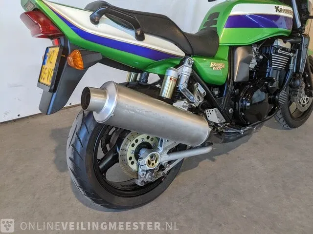 Motor kawasaki, zrx 1100, bouwjaar 1999 - afbeelding 17 van  21