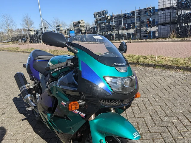 Motor kawasaki, zx-9r ninja, 1997 - afbeelding 19 van  57