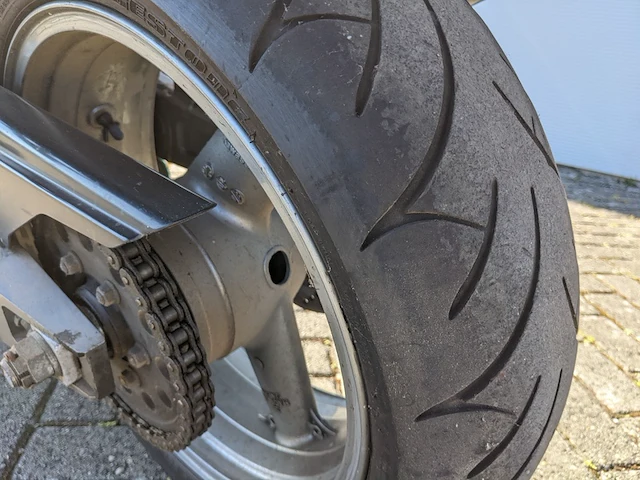 Motor kawasaki, zx-9r ninja, 1997 - afbeelding 26 van  57