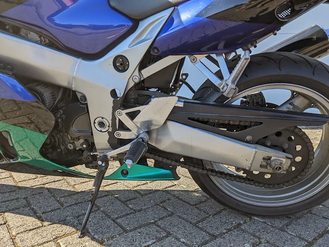 Motor kawasaki, zx-9r ninja, 1997 - afbeelding 29 van  57
