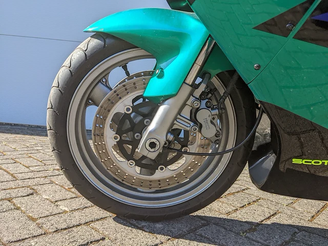 Motor kawasaki, zx-9r ninja, 1997 - afbeelding 36 van  57