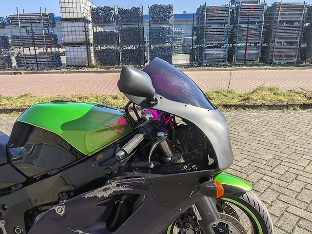 Motor kawasaki, zxr 750, 1993 - afbeelding 21 van  57