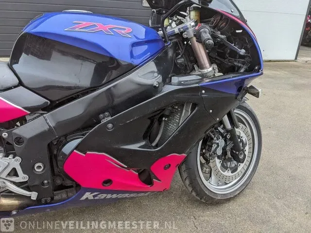 Motor kawasaki, zxr 750, bouwjaar 1993 - afbeelding 9 van  32