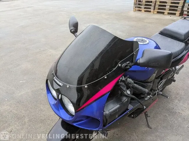 Motor kawasaki, zxr 750, bouwjaar 1993 - afbeelding 24 van  32