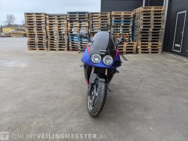 Motor kawasaki, zxr 750, bouwjaar 1993 - afbeelding 23 van  32