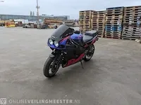 Motor kawasaki, zxr 750, bouwjaar 1993 - afbeelding 27 van  32