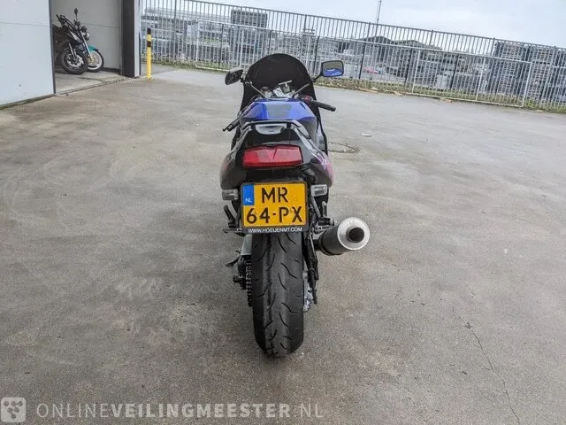 Motor kawasaki, zxr 750, bouwjaar 1993 - afbeelding 30 van  32