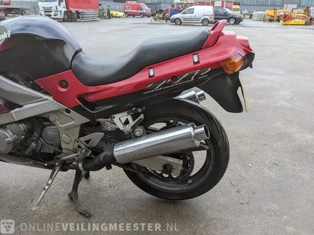 Motor kawasaki, zz-r 600, bouwjaar 1999 - afbeelding 11 van  36