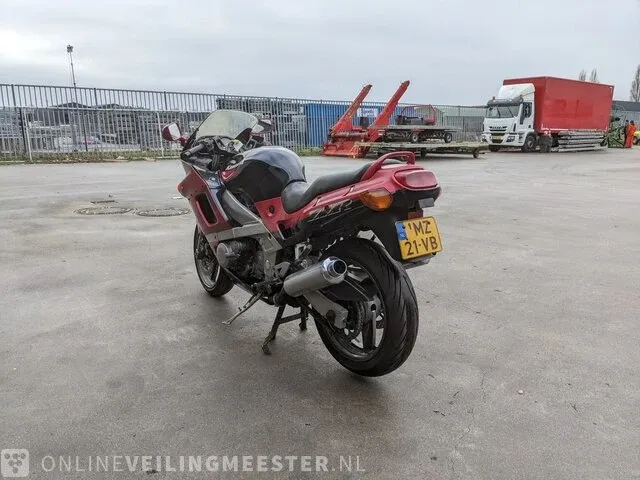 Motor kawasaki, zz-r 600, bouwjaar 1999 - afbeelding 32 van  36