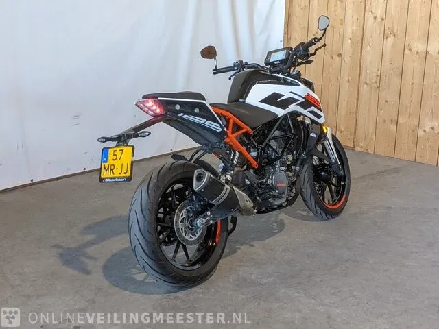 Motor ktm, 125 duke abs, bouwjaar 2019 - afbeelding 12 van  33