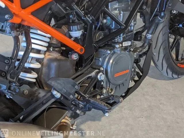 Motor ktm, 125 duke abs, bouwjaar 2019 - afbeelding 33 van  33