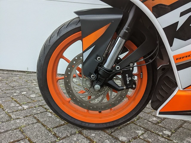 Motor ktm, rc 390, bouwjaar 2015 - afbeelding 30 van  51