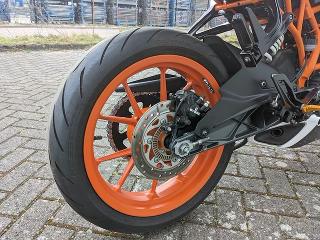 Motor ktm, rc 390, bouwjaar 2015 - afbeelding 39 van  51