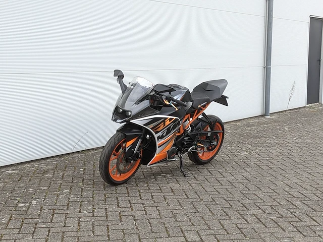 Motor ktm, rc 390, bouwjaar 2015 - afbeelding 34 van  51