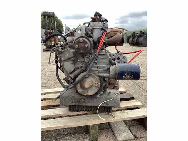 Motor kubota - afbeelding 2 van  4