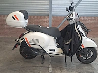 Motor scooter, piaggio, vespa gts 300, 2024 - afbeelding 1 van  25