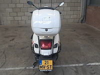 Motor scooter, piaggio, vespa gts 300, 2024 - afbeelding 24 van  25