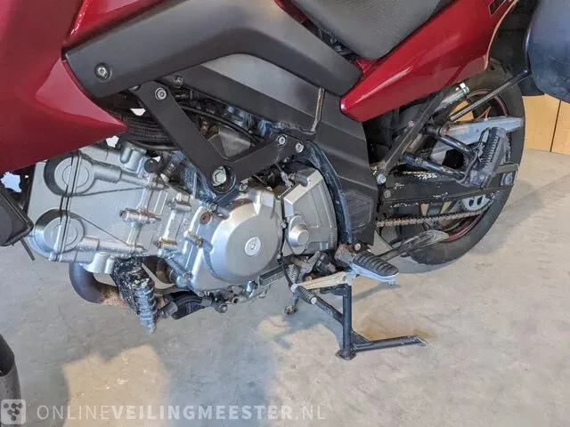 Motor suzuki, dl 650 v-strom, bouwjaar 2008 - afbeelding 15 van  27
