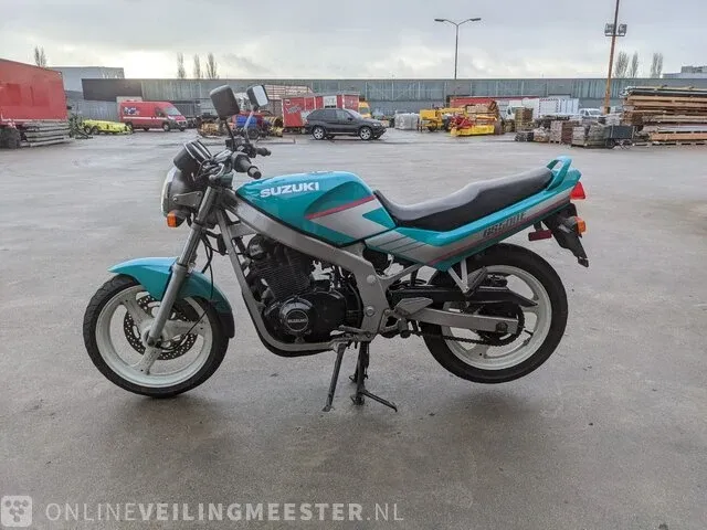 Motor suzuki, gs 500, bouwjaar 1991 - afbeelding 30 van  34