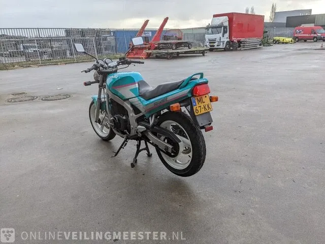 Motor suzuki, gs 500, bouwjaar 1991 - afbeelding 31 van  34