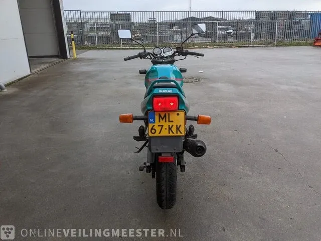 Motor suzuki, gs 500, bouwjaar 1991 - afbeelding 32 van  34