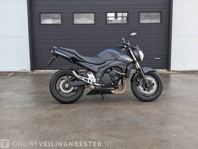 Motor suzuki, gsr 600, bouwjaar 2008 - afbeelding 1 van  35