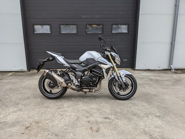 Motor, suzuki, gsr 750, 2011 - afbeelding 60 van  63