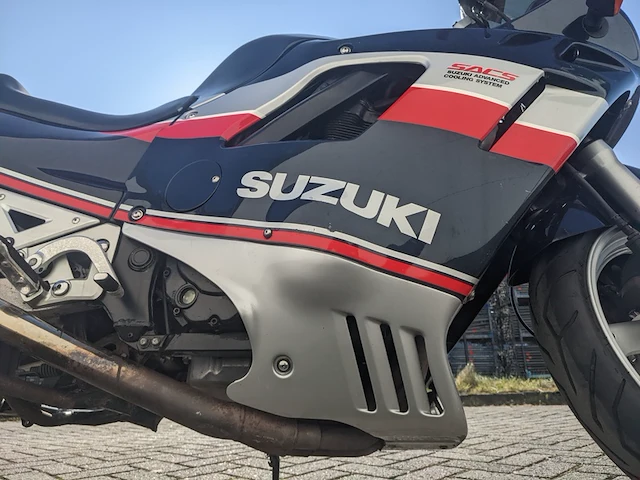 Motor suzuki, gsx 750 f, bouwjaar 1989 - afbeelding 35 van  49