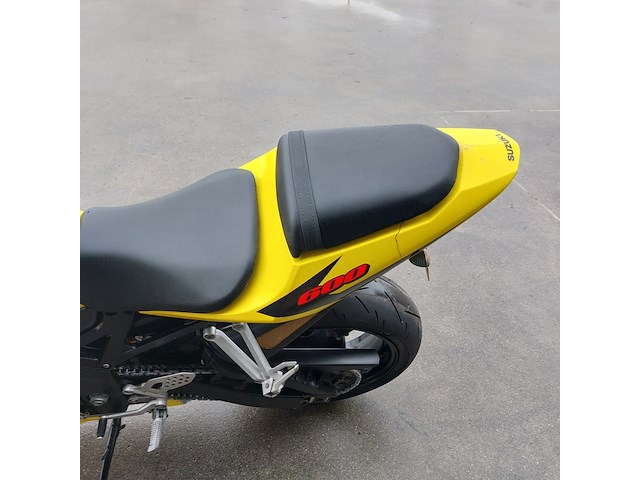 Motor, suzuki, gsx-r600, 2004 - afbeelding 29 van  43