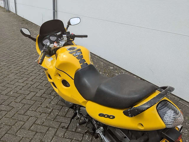 Motor suzuki, gsx600f , 2000 - afbeelding 3 van  66