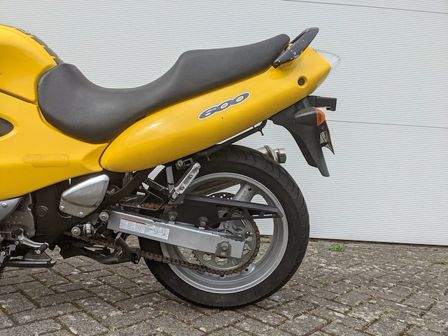 Motor suzuki, gsx600f , 2000 - afbeelding 24 van  66