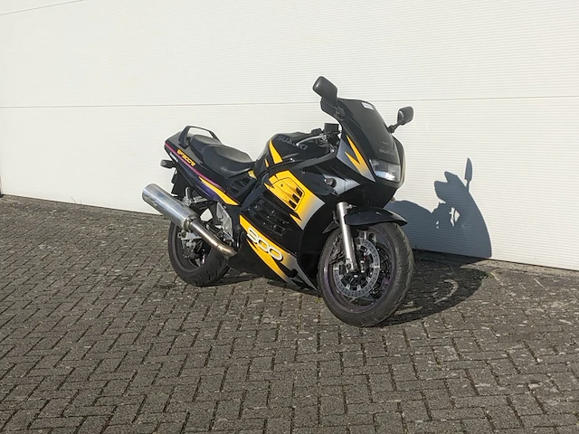 Motor suzuki, rf 900, 1995 - afbeelding 12 van  46