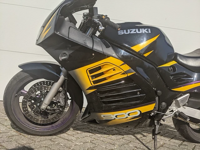Motor suzuki, rf 900, 1995 - afbeelding 26 van  46