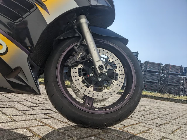 Motor suzuki, rf 900, 1995 - afbeelding 30 van  46