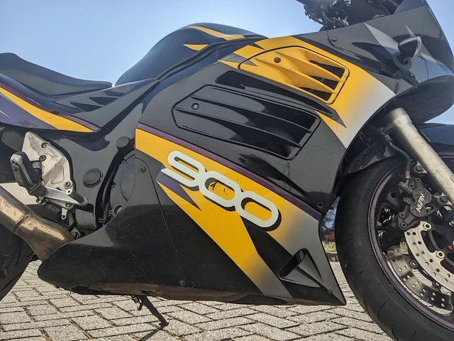 Motor suzuki, rf 900, 1995 - afbeelding 31 van  46