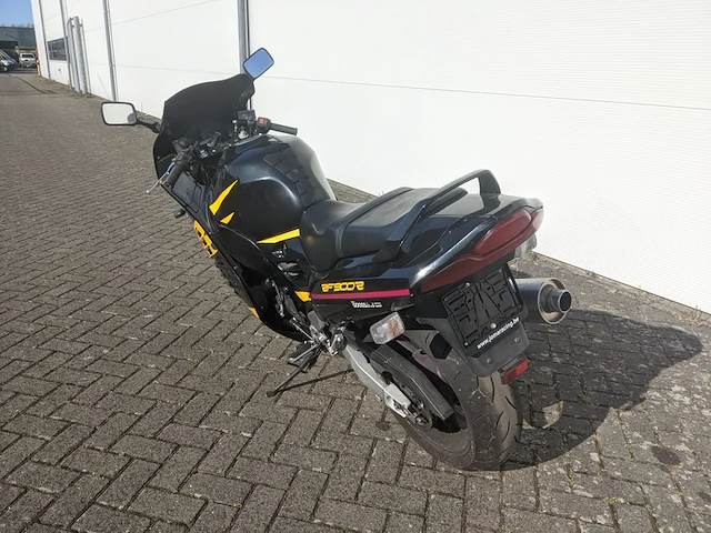 Motor suzuki, rf 900, 1995 - afbeelding 46 van  46