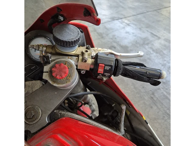 Motor suzuki, sport rg500 (gamma), bouwjaar 1985 - afbeelding 10 van  27