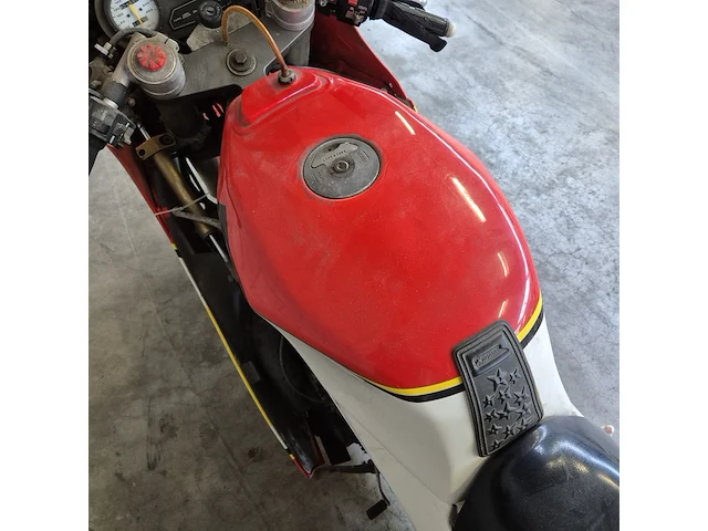 Motor suzuki, sport rg500 (gamma), bouwjaar 1985 - afbeelding 11 van  27