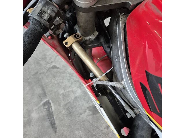 Motor suzuki, sport rg500 (gamma), bouwjaar 1985 - afbeelding 15 van  27