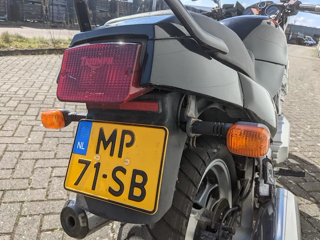 Motor triumph, trident 750, 1992 - afbeelding 48 van  59