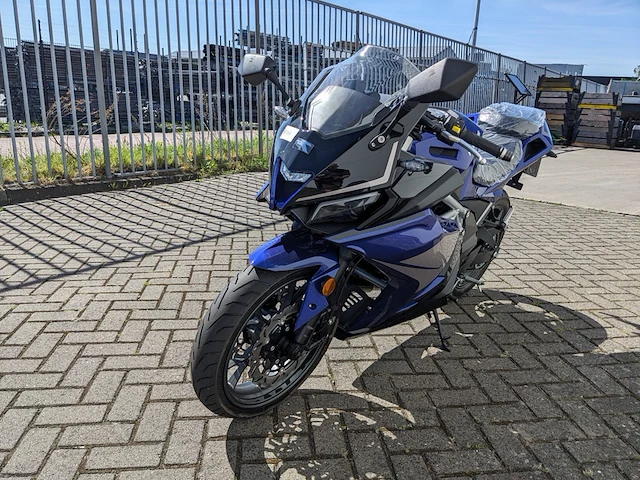 Motor, trmotor, tr-125 2 gp 1, zwart/blauw, 2025 - afbeelding 14 van  19