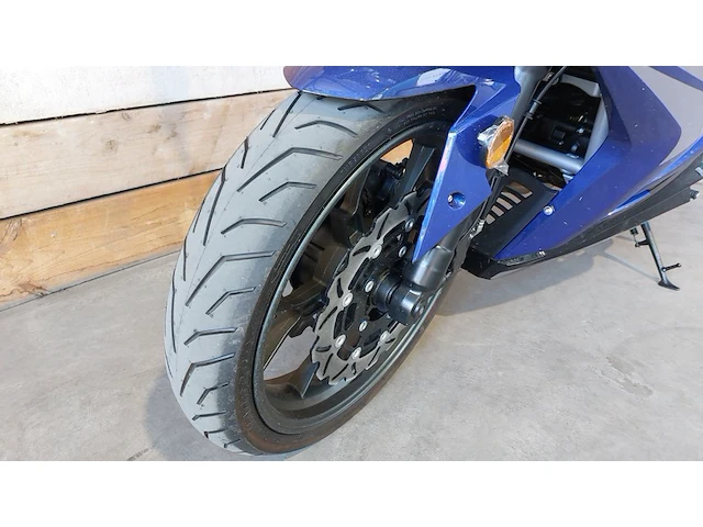 Motor, trmotor, tr125-2 gp1, black/blue, 2025 - afbeelding 16 van  29