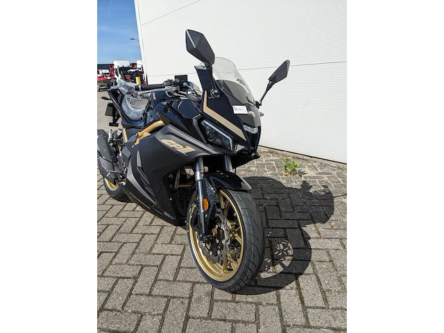 Motor, trmotor, tr125-2 gp1, zwart/goud, 2025 - afbeelding 14 van  20