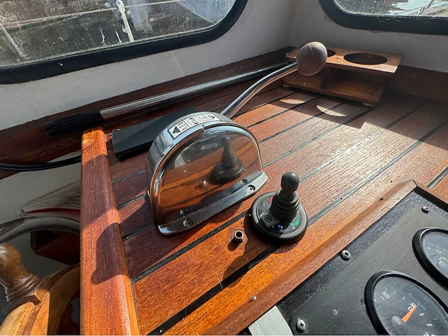 Motor yacht - afbeelding 51 van  63