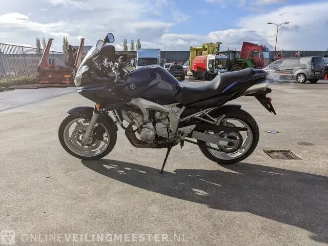 Motor yamaha, fz6, bouwjaar 2006 - afbeelding 20 van  24