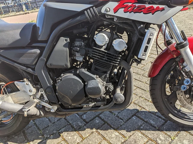 Motor yamaha, fzs 600 fazer, bouwjaar 2000 - afbeelding 40 van  65