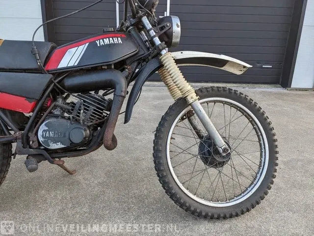 Motor yamaha, model dt175 - afbeelding 8 van  37