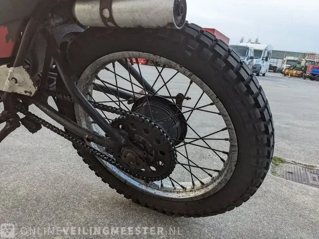 Motor yamaha, model dt175 - afbeelding 14 van  37