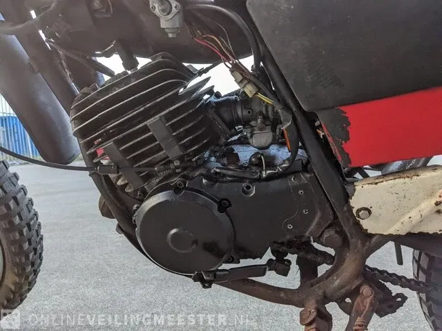 Motor yamaha, model dt175 - afbeelding 18 van  37